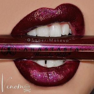 SALE🔥ABH Venom Lip Gloss